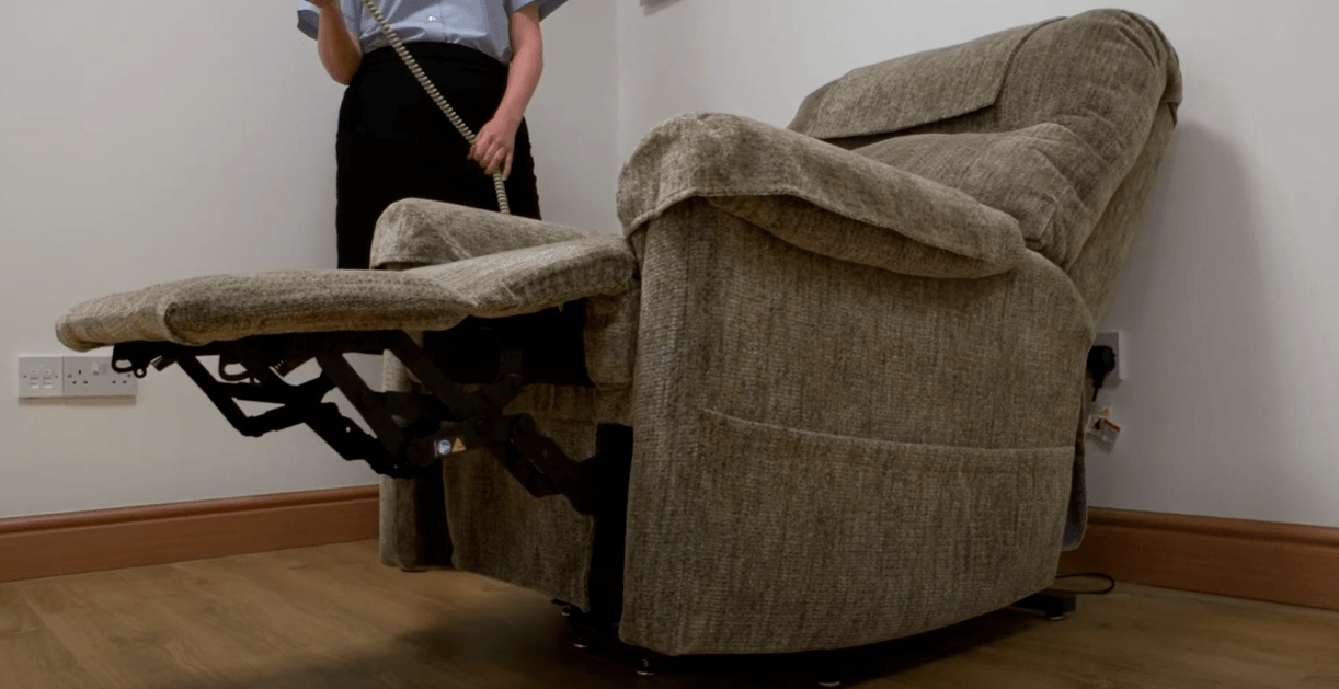 Wallhuggerrecliner Wall hugger recliner in a room