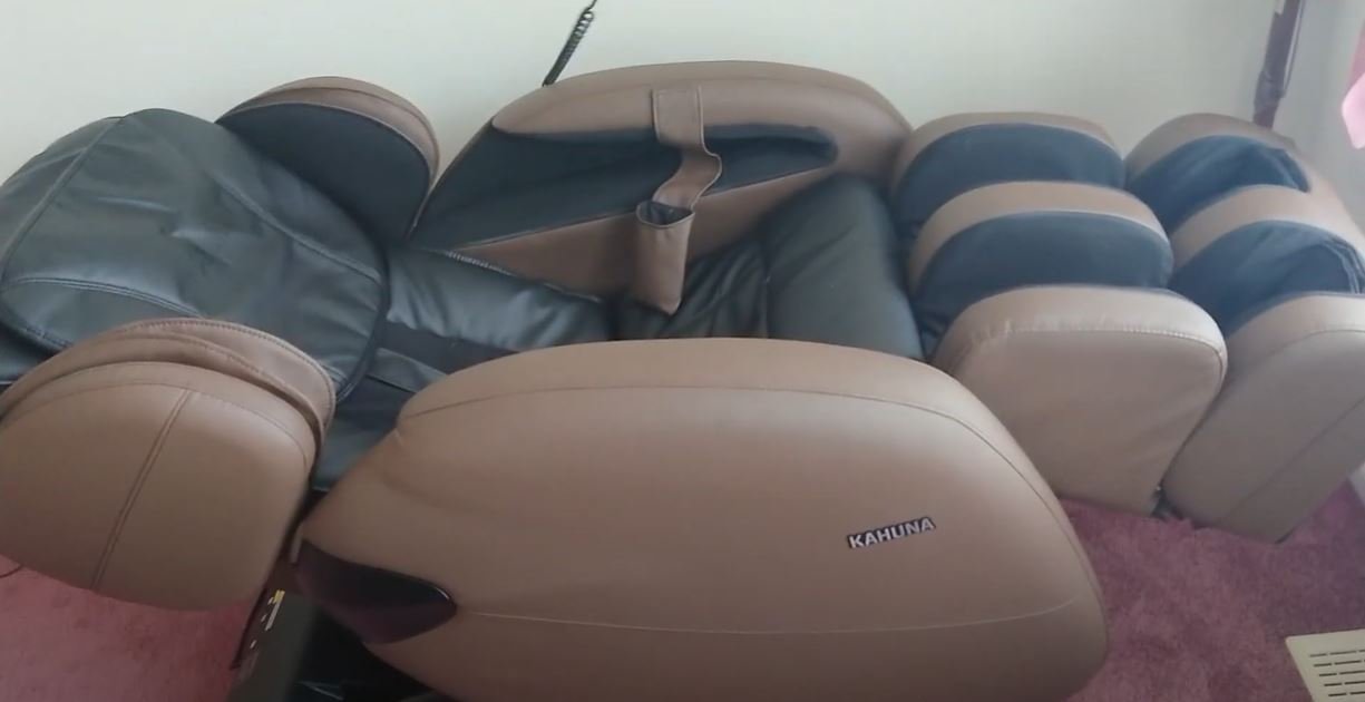 KahunaLM6800 a yoga massage chair