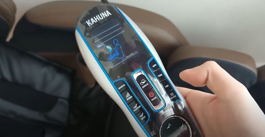 KahunaLM6800reviews a remote control massage chair