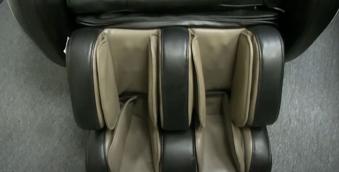 FootAndCalfofOsakiOs4000Massagechair foot and calf massage