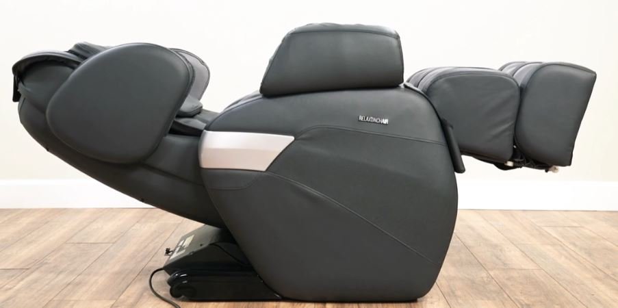 RelaxOnChair-MK-II-Plus-Review a massage chair can turn up and down