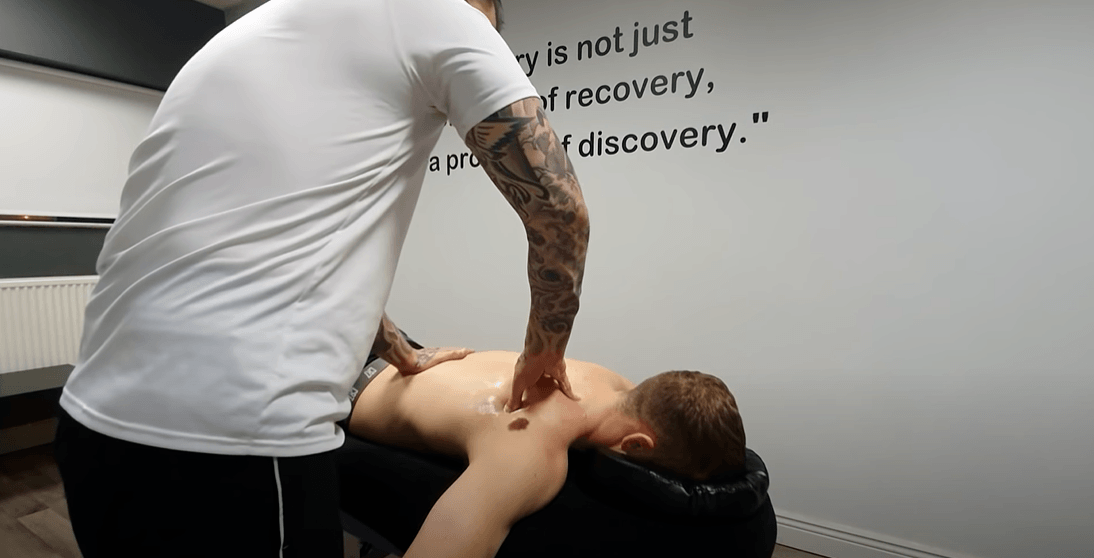 DeepTissueMassage a therapist is massage for man